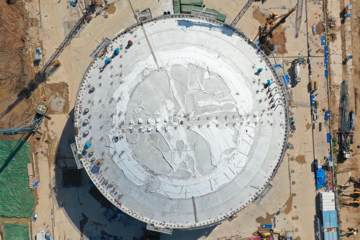 深圳LNG项目两座下沉式储罐外罐主体结构全部完成